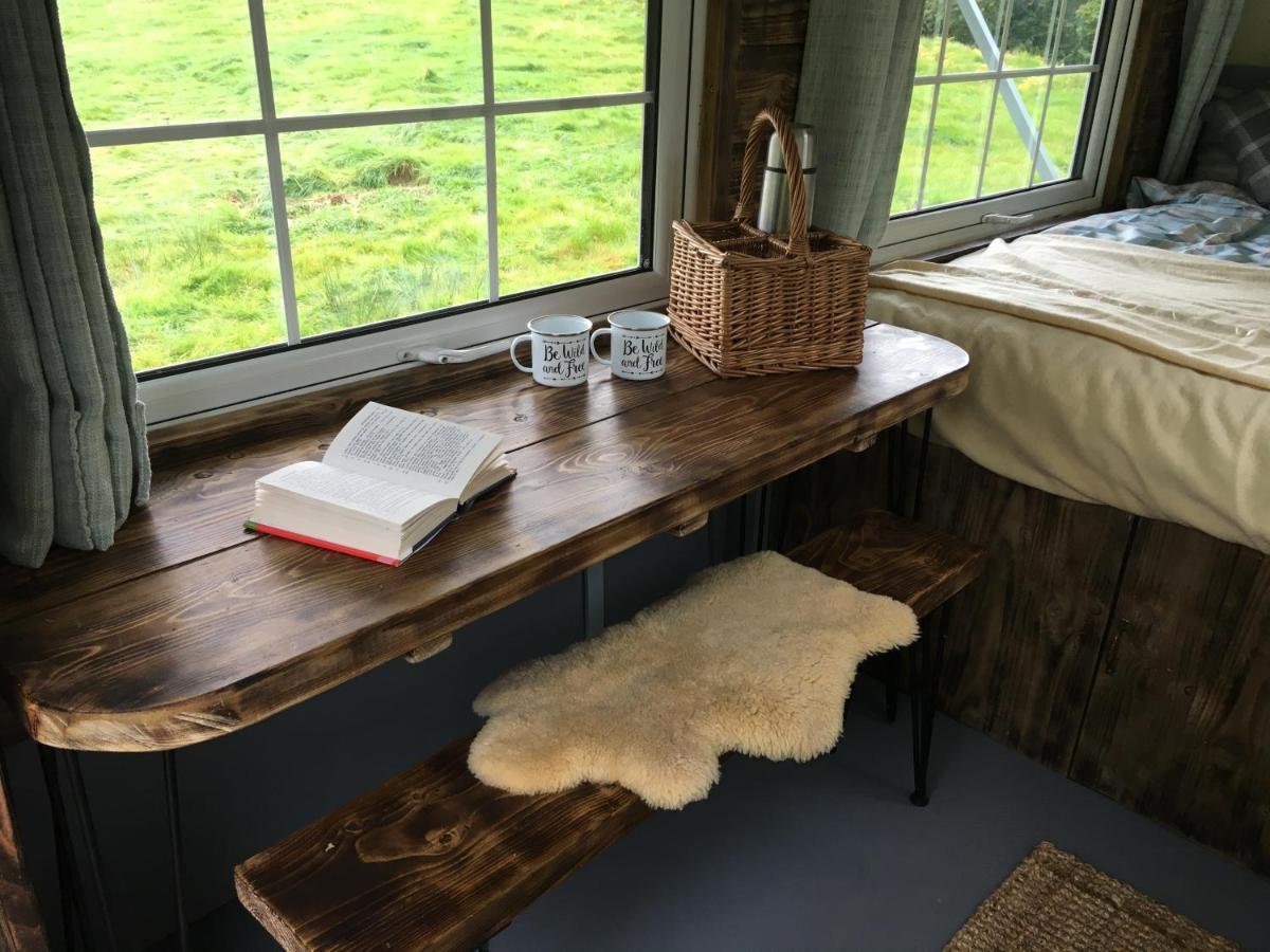 Belan Bluebell Woods Shepherds Hut Llanidloes Exteriér fotografie